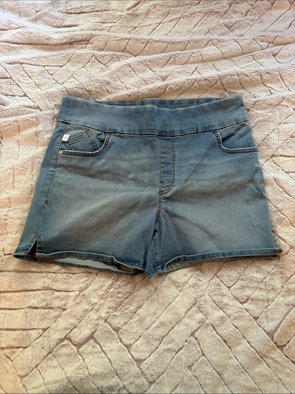 Rock & Republic Womens Light Blue Denim-Style Pull-On Shorts